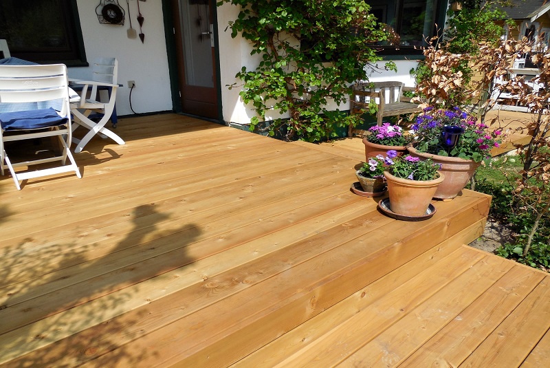 Kann man Terrassendielen auch in Innenräumen verlegen?