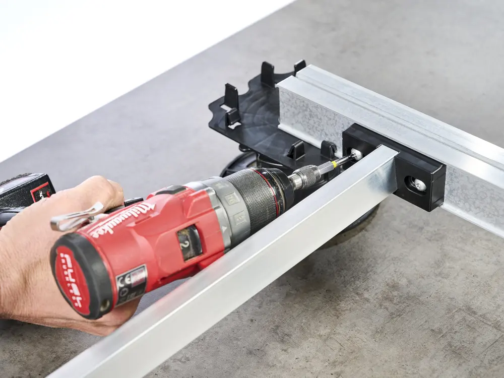 18-204411~~02~Adapter_Queraussteifung_Nif02