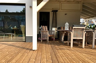 Thermoholz Terrassendielen: Alternative zu Tropenholz?