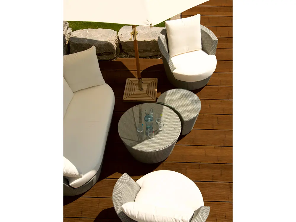 00020750~~02~CoBAM-Bambus-Terrassendiele-Exclusive-Select-coffee-seitl-genutet-stirnseitig-N-F-franz-glatt-vorgeoelt