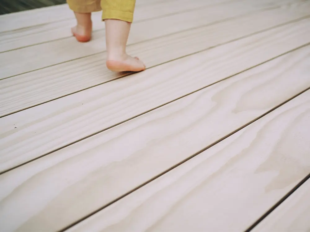 18-201414~~03~Accoya_Terrassendiele_Ambiente10