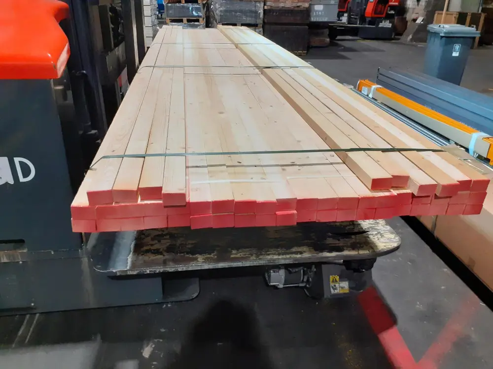 00022787~~02~Dachlatte_30x50_02