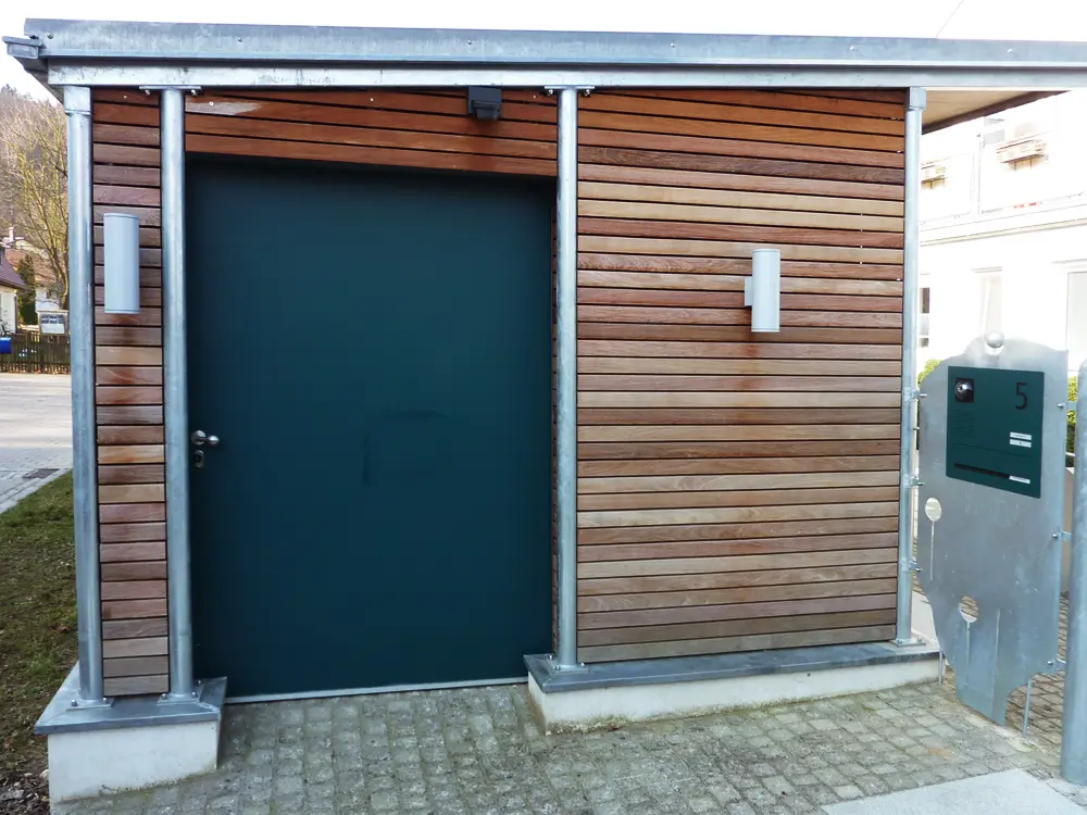 00021847~~07~Ipe_Rhombusleisten_20x65_mm_15Grad_fsc100