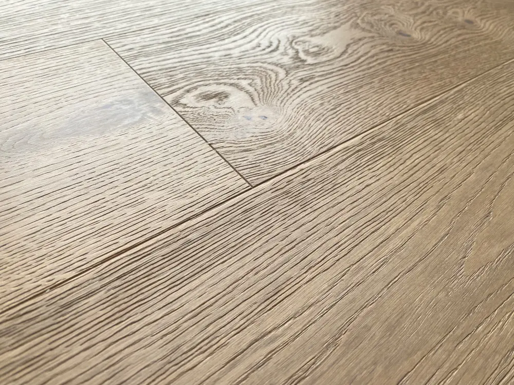 00070007~~07~Kahrs_Parkett_Eiche7