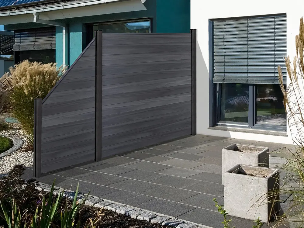 18-500008~~02~GrojaSolid_Steckzaun_schräg_Steingrau