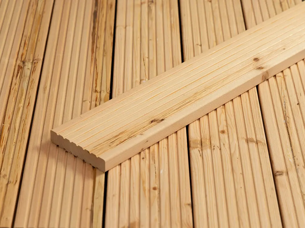 18-220334-B~~22~Kanadische_Douglasie_27x143_grob_grob_02