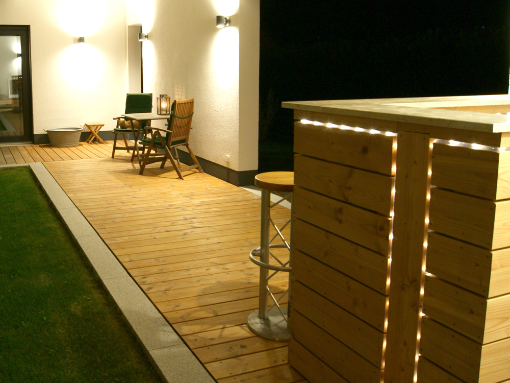 18-220337~~12~Douglasie_Terrassendielen_KD_26x145_glatt_glatt02