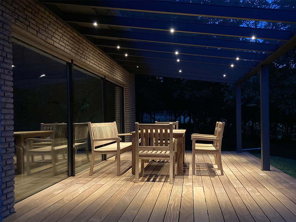 18-204867~~13~Cumaru_Terrasse_21x145_Ambiente13