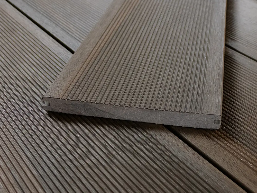 18-202908-A~~02~BPC_TD_20x210mm_MassivXL_Massiv_Walnut_Startbild02