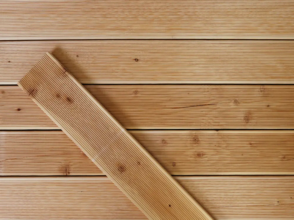 18-220368-B~~28~Kanadische_Douglasie_27x143_grob_fein_08