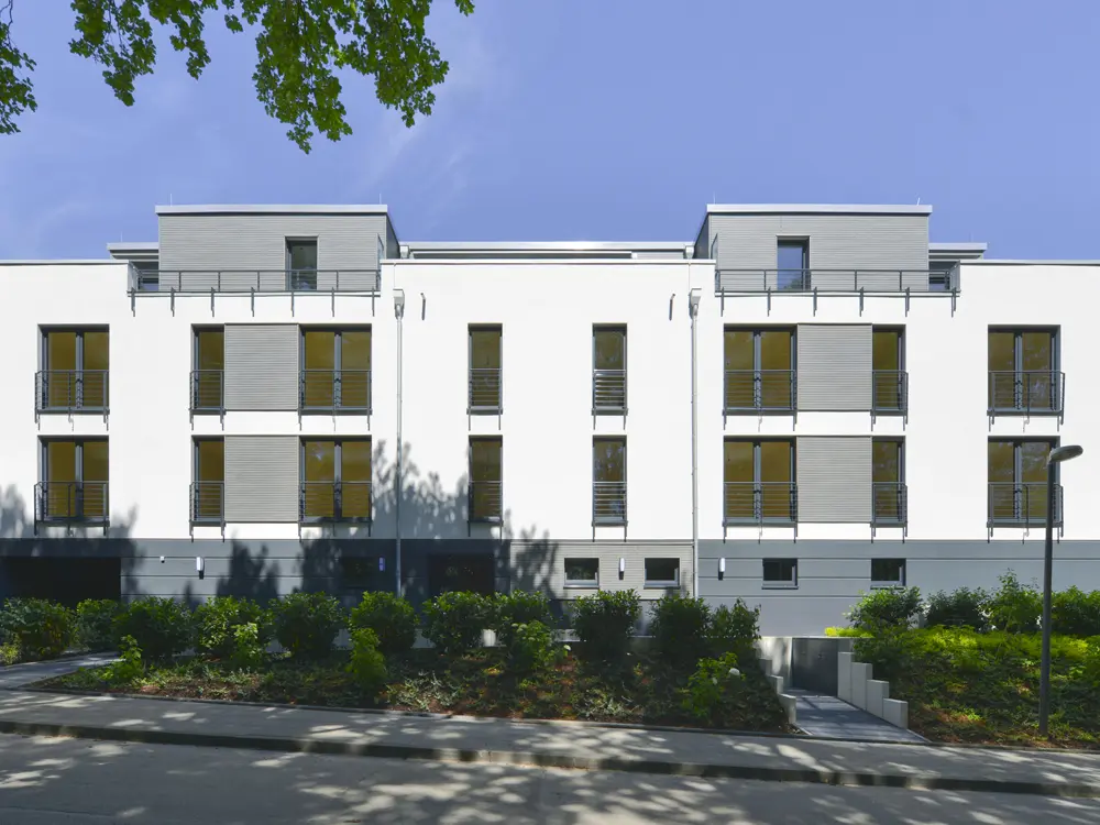 18-200646~~10~Fassadenprofil_XXL_Graphit