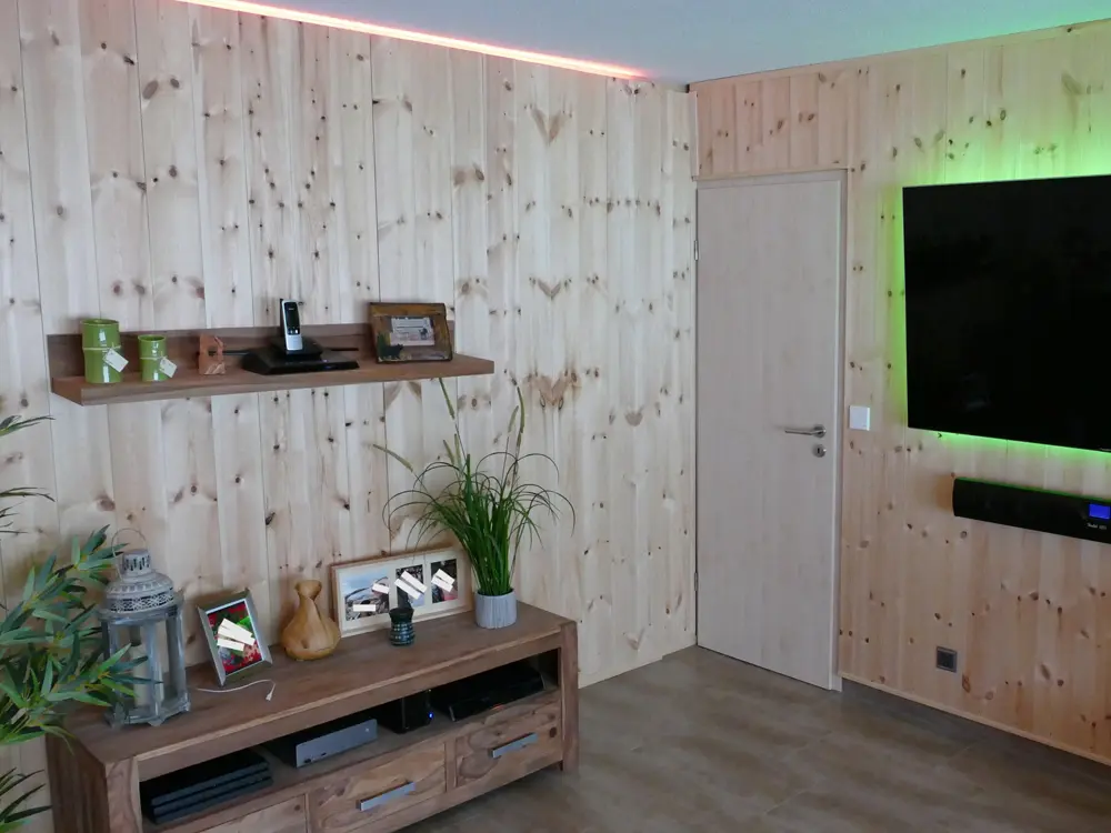 00085320~~05~Massivholzdielen_Kiefer_FSC_Mix_Credit