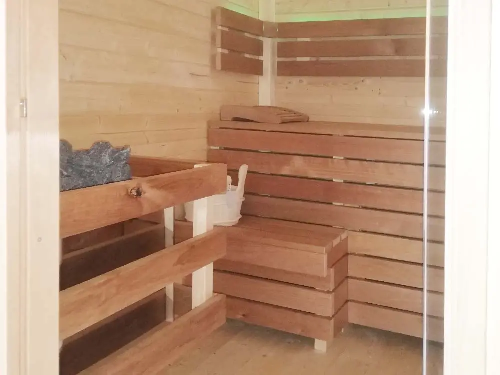 18-201075~~13~Thermoespe_Banklatten