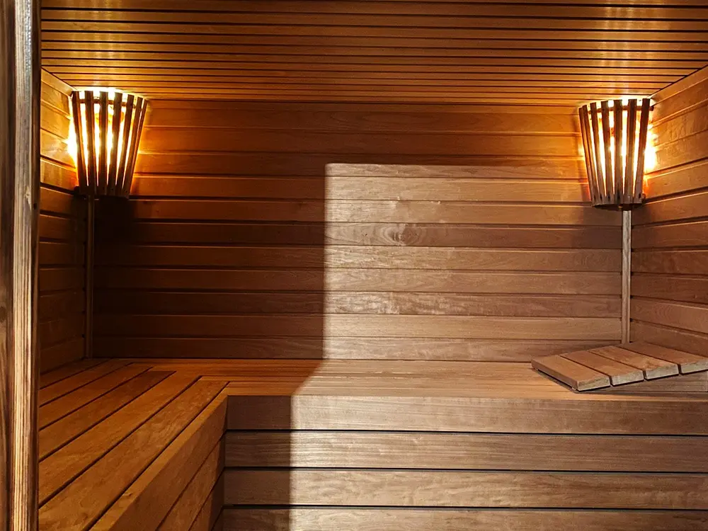 Welche Holzarten sind für die Sauna geeignet – und welche nicht?