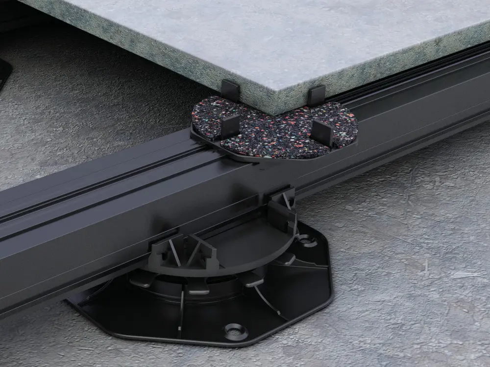 18-201381~~03~M-Fix03