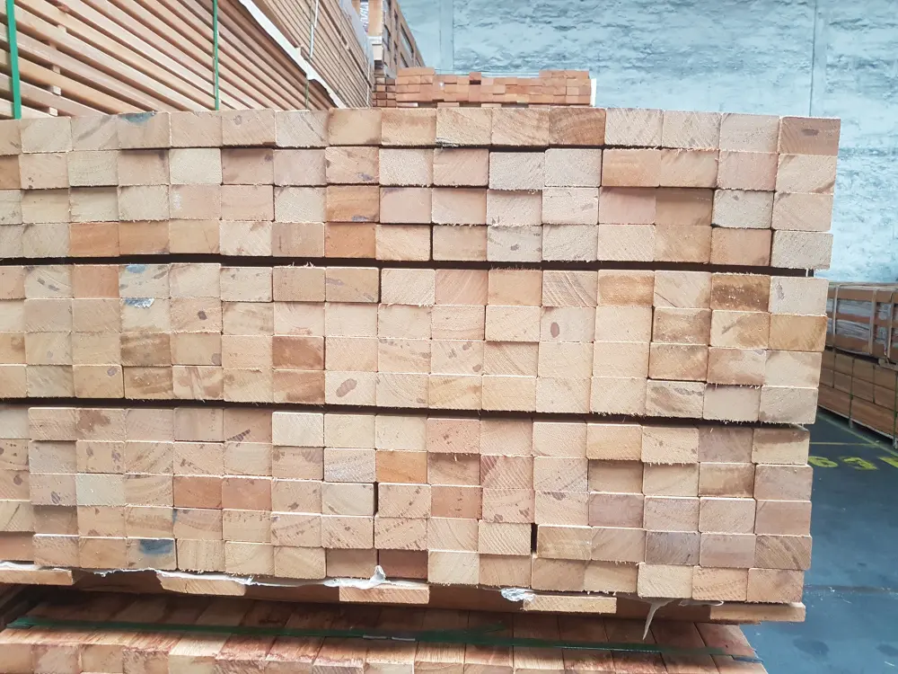 18-200993~~02~AP_UK_45x70_Lager02