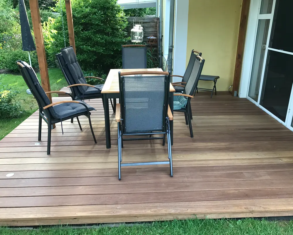 00085092~~04~Terrassendielen