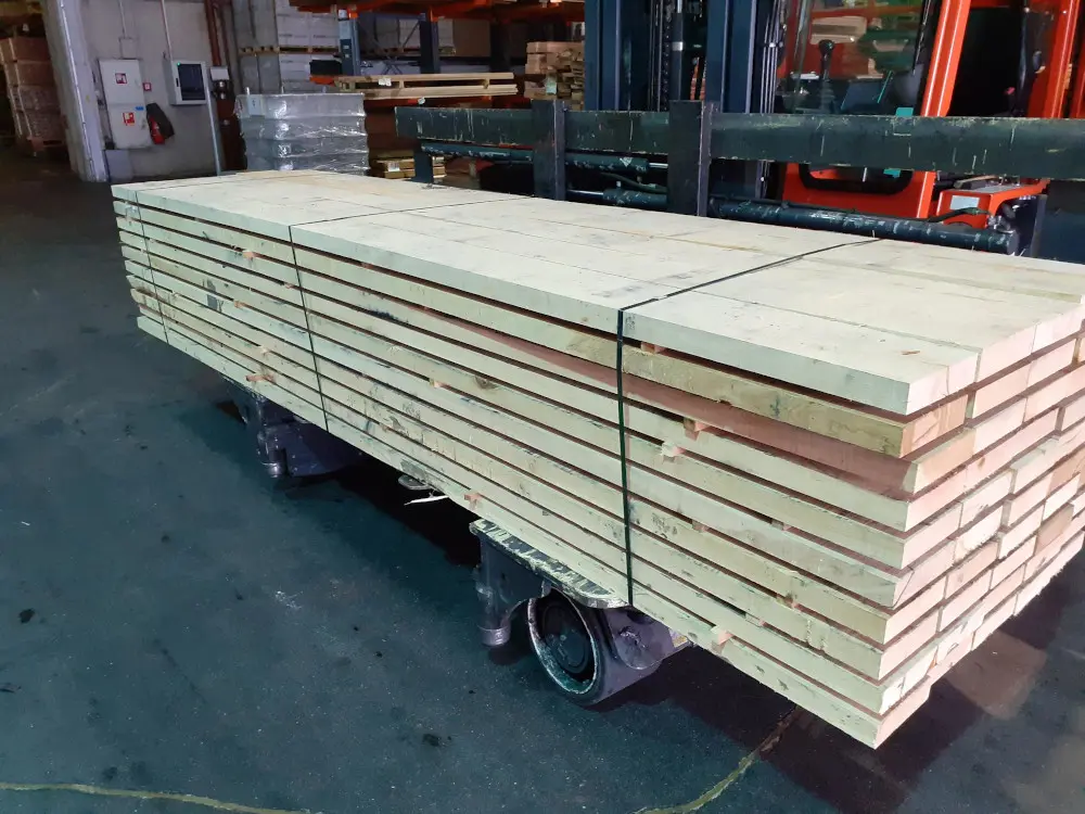 18-201633~~03~Eiche_Kantholz_50_Lager03