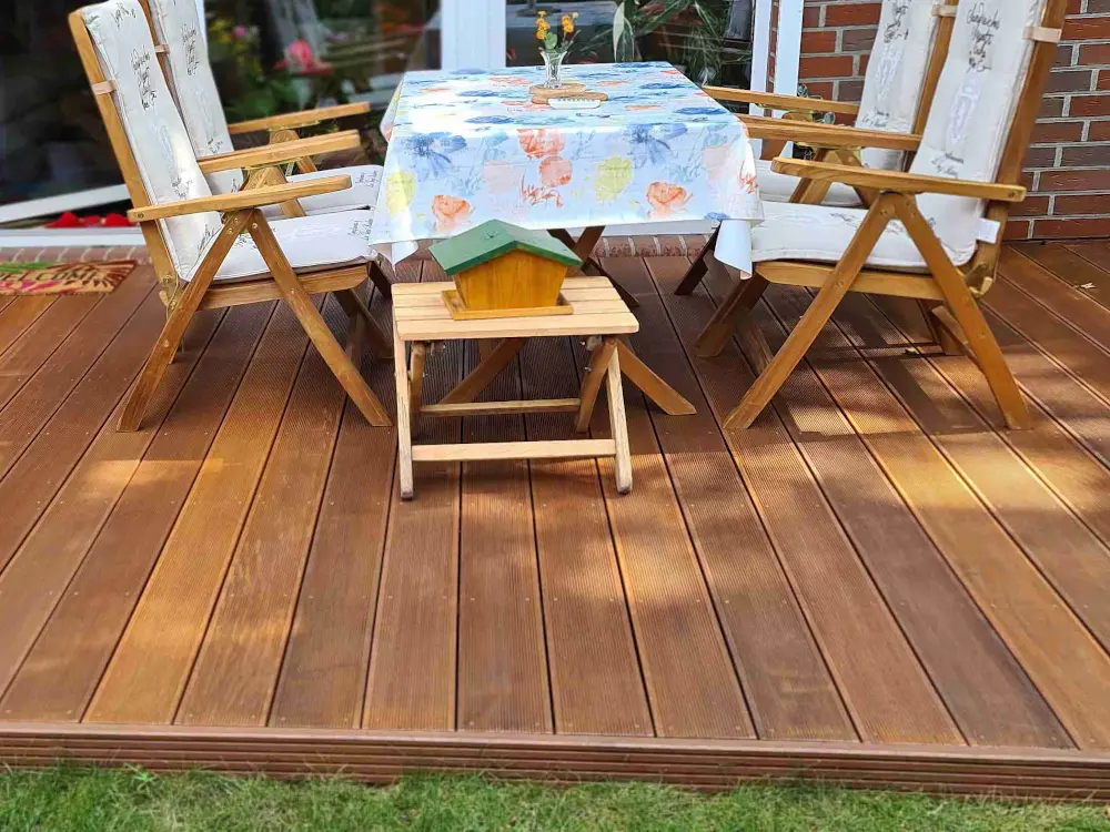 18-205142~~15~Bangkirai_TD_T7_Ambiente02