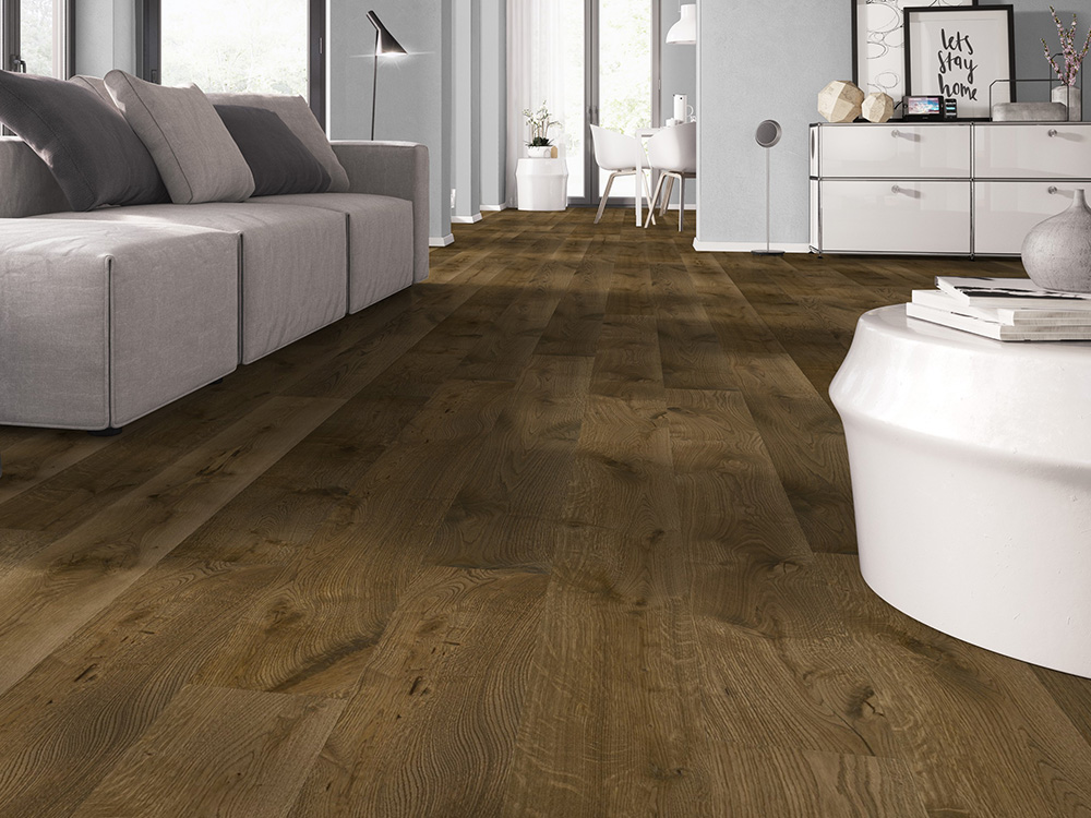 00070008~~01~Kahrs_Parkett_Eiche_Tradition_ ger_naturgeoelt01