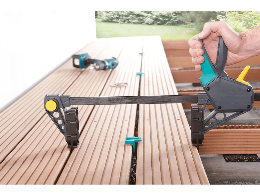 00017420~~01~montagezwinge_terrasse