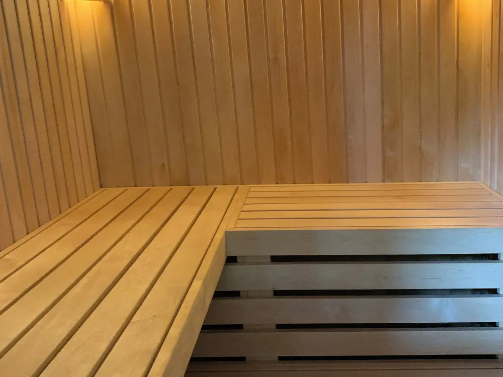 18-201792~~02~Erle_Saunaprofilholz