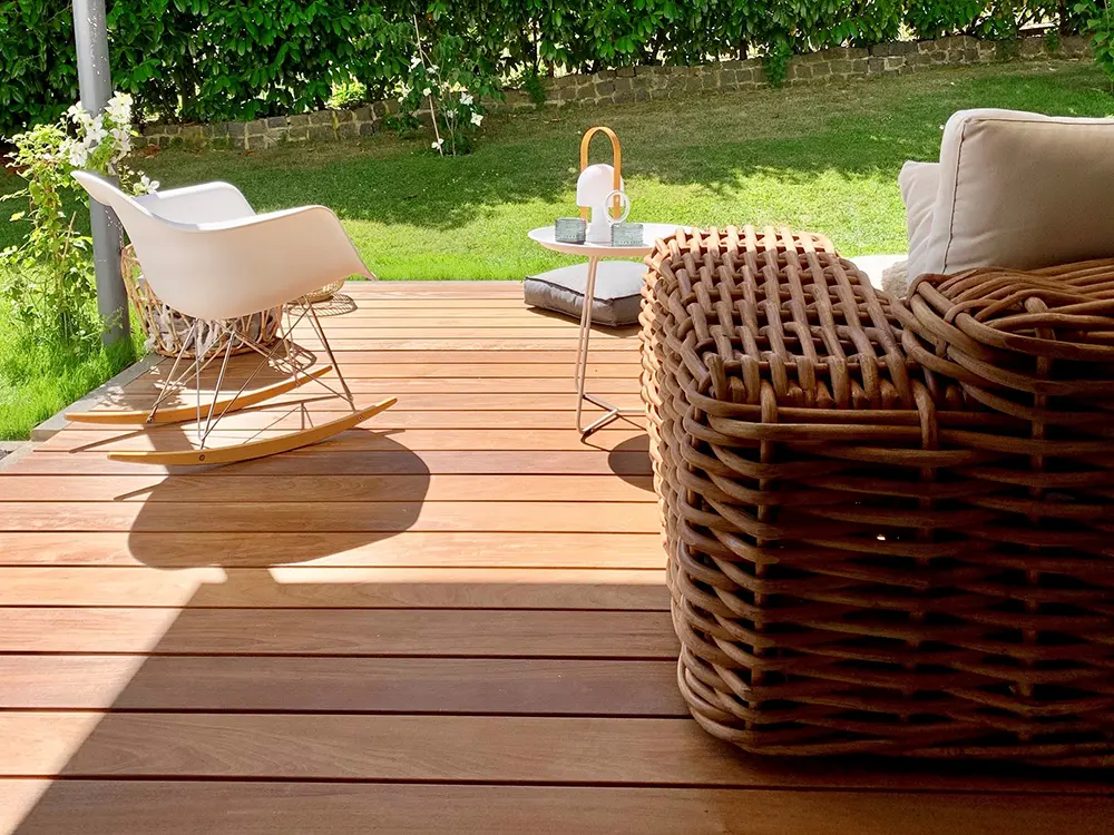 00003208~~01~Terrassendielen_Ipe_21x145mm