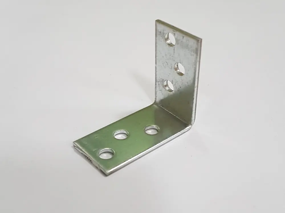 18-200996~~02~Winkelverbinder2