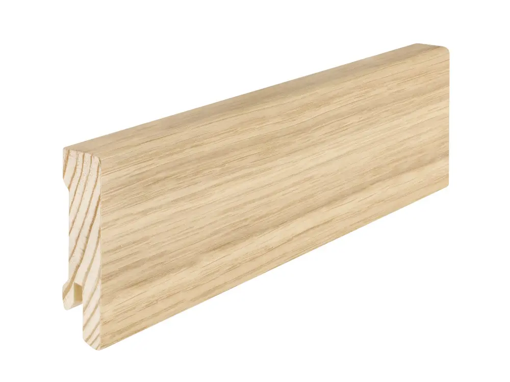 18-204231~~01~Kiefer_Sockelleiste_Eichefurnier_01