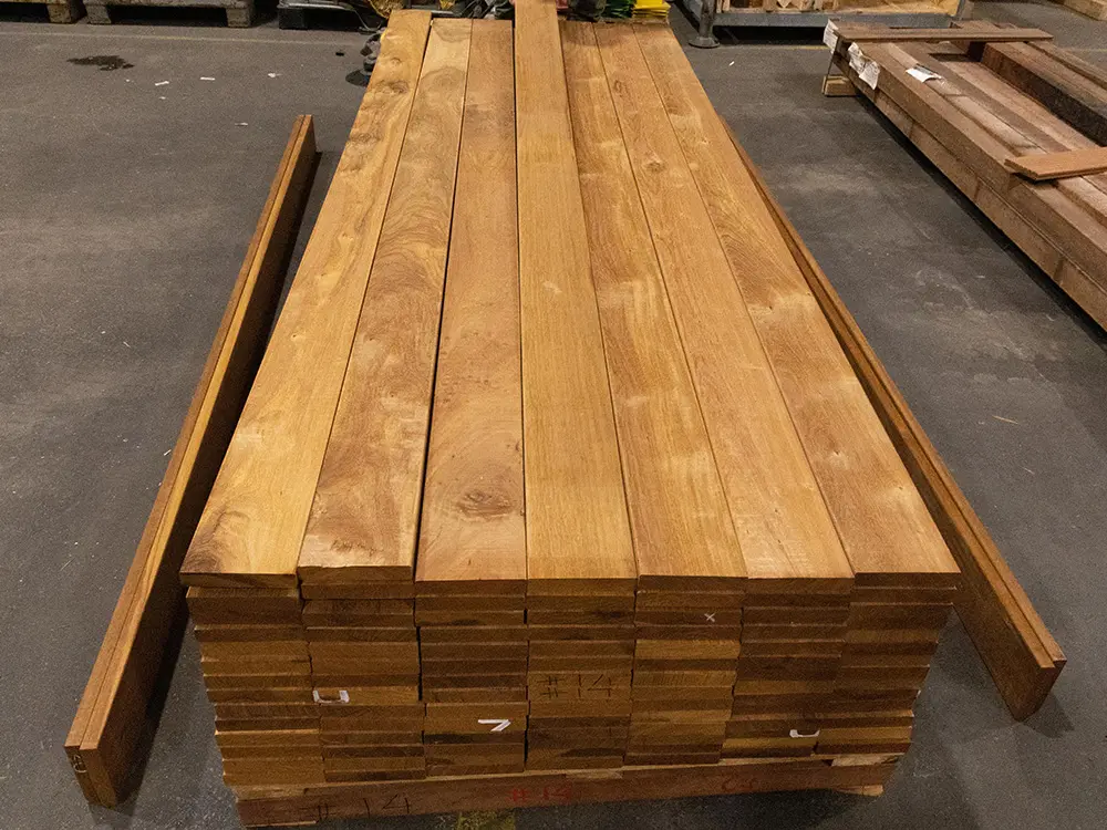 18-202375~~05~Guyana_Ipe_TD_25x140_05