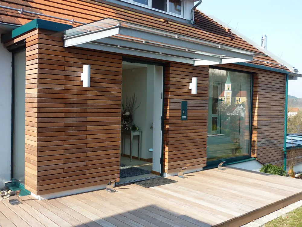 00021847~~06~Ipe_Rhombusleisten_20x65_mm_15Grad_fsc100