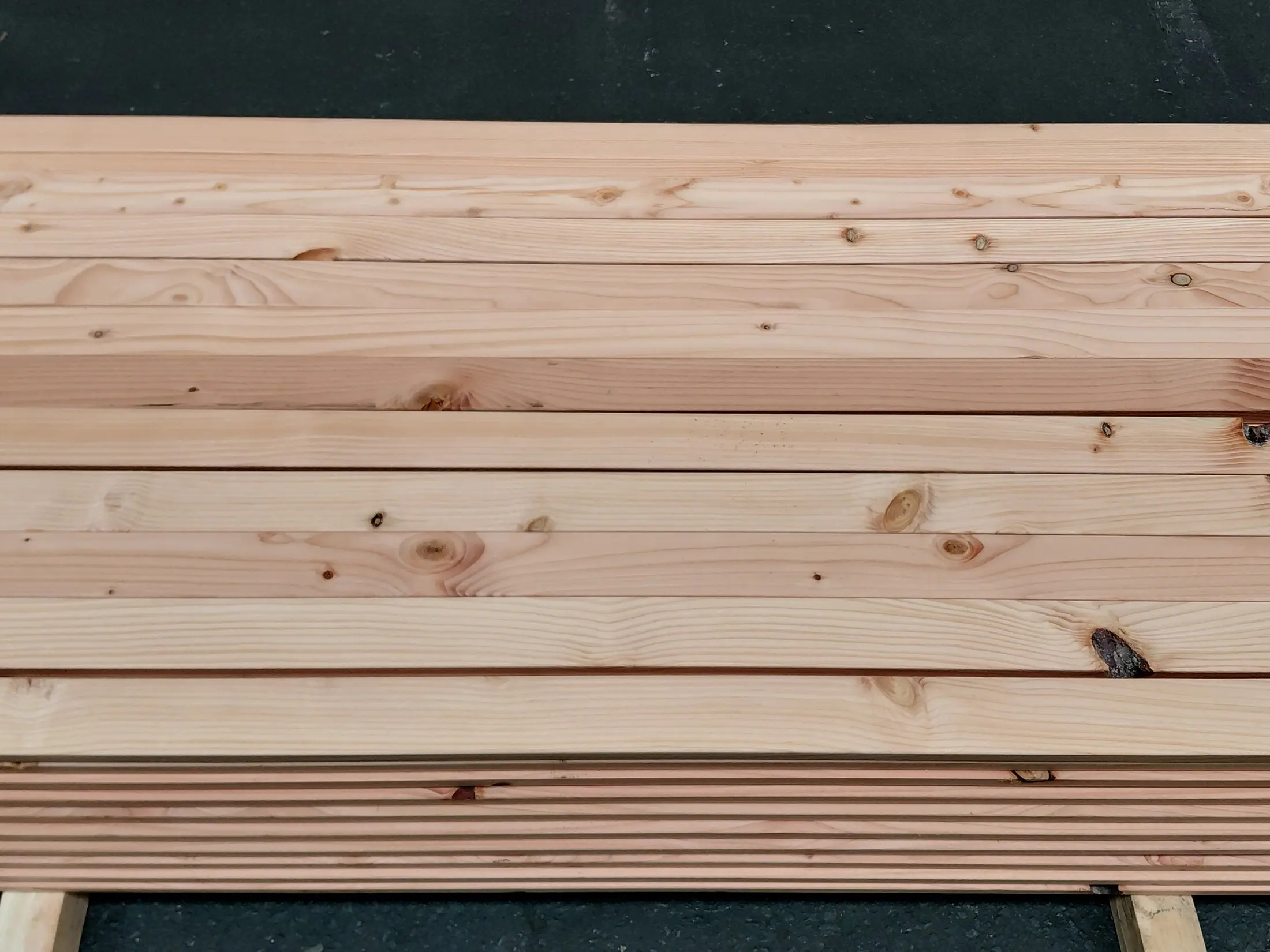 18-220544-B~~07~Douglasie_Rhombusleisten_28x68mm_B02