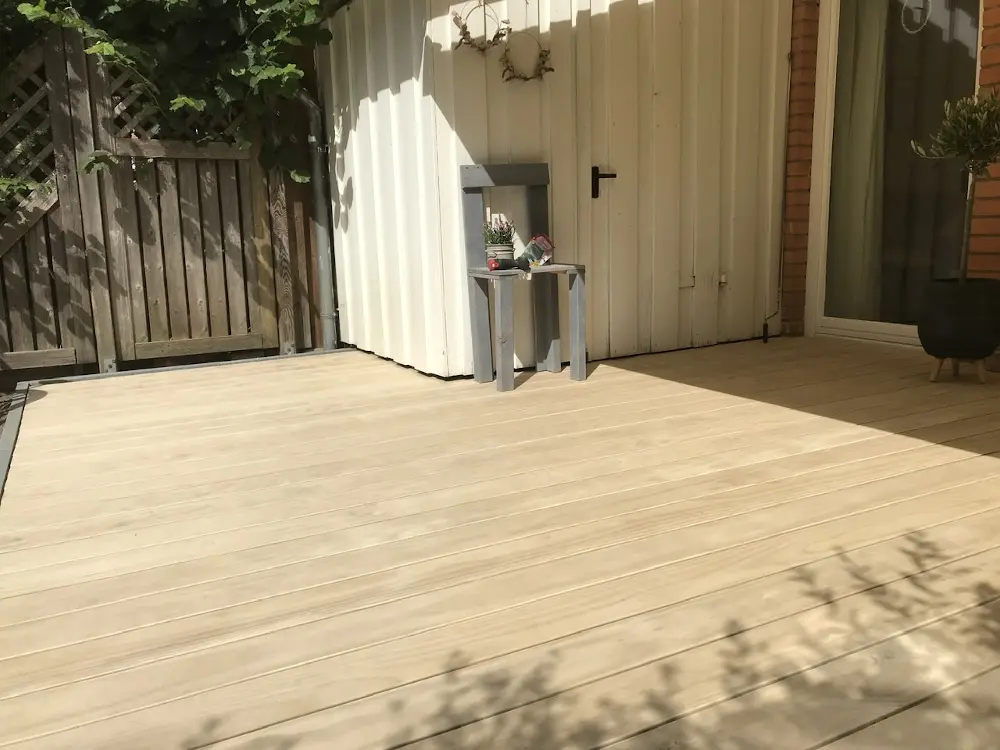 18-200663~~07~Accoya_Terrassendiele_Ambiente7