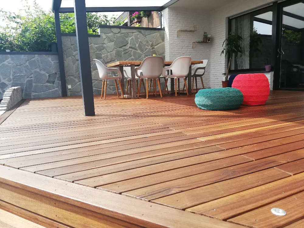 00085113~~02~Guyana_schmal_Ambiente02