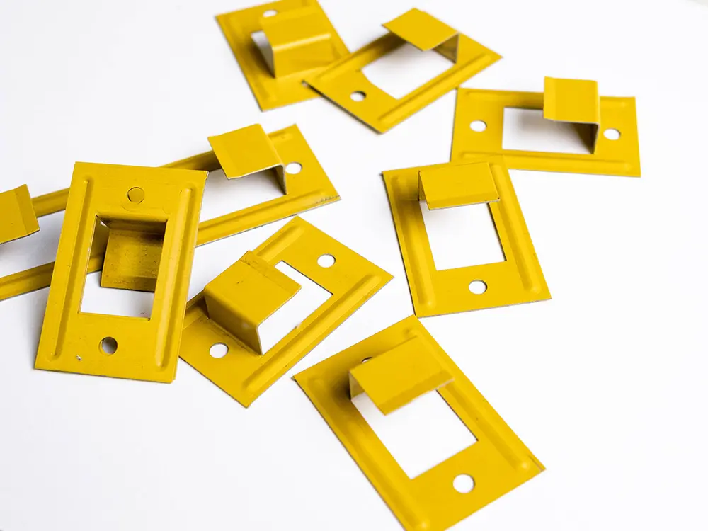 18-202355~~02~Kahrs_Anfangskrallen