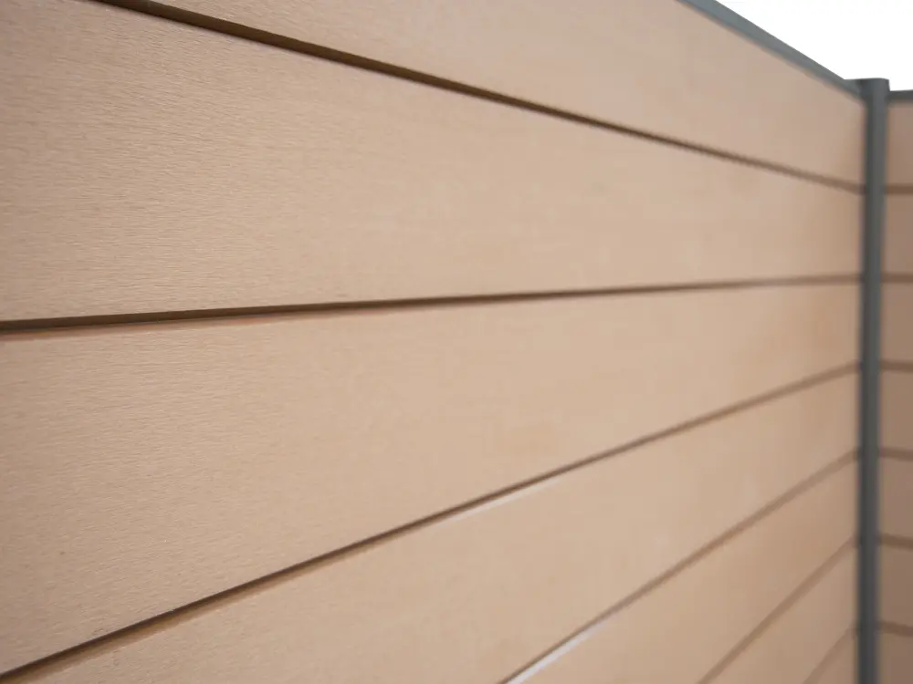 00071606~~04~Luebeck_Zaunbretter_braun_frei-4