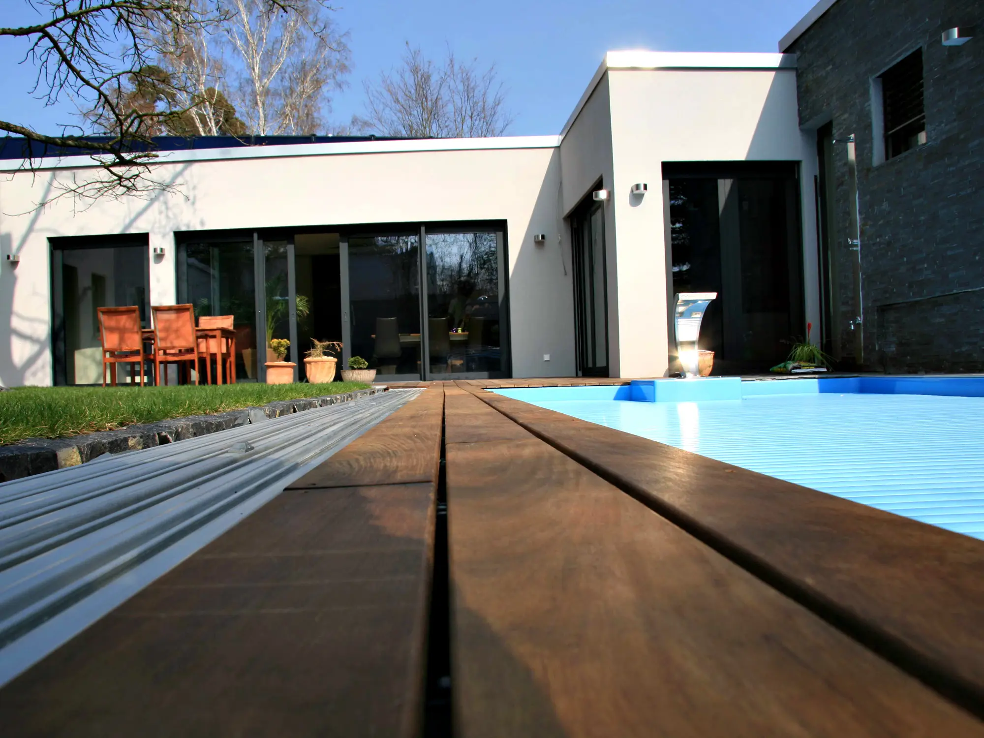 00064008~~05~00017790_ipe-terrassendielen-glatt-kanten-gefast