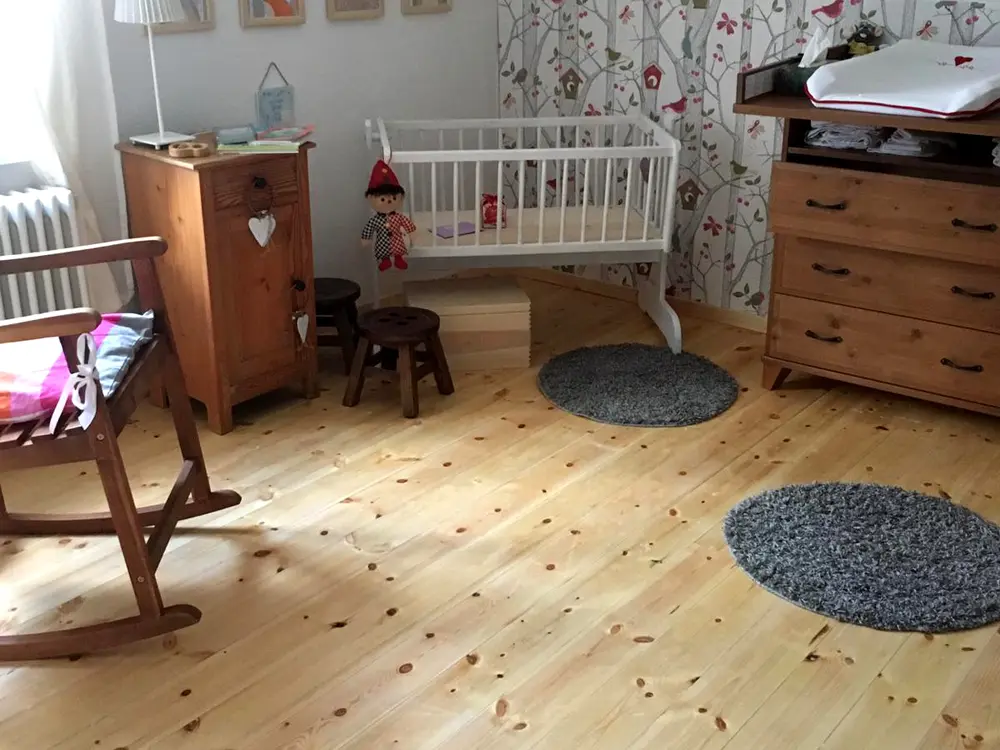 18-202403~~02~Massivholzdielen_Kiefer_FSC_Mix_Credit2