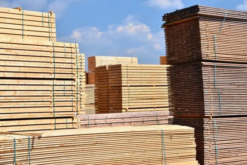 Holz richtig lagern: Hier erfährst du wie das geht