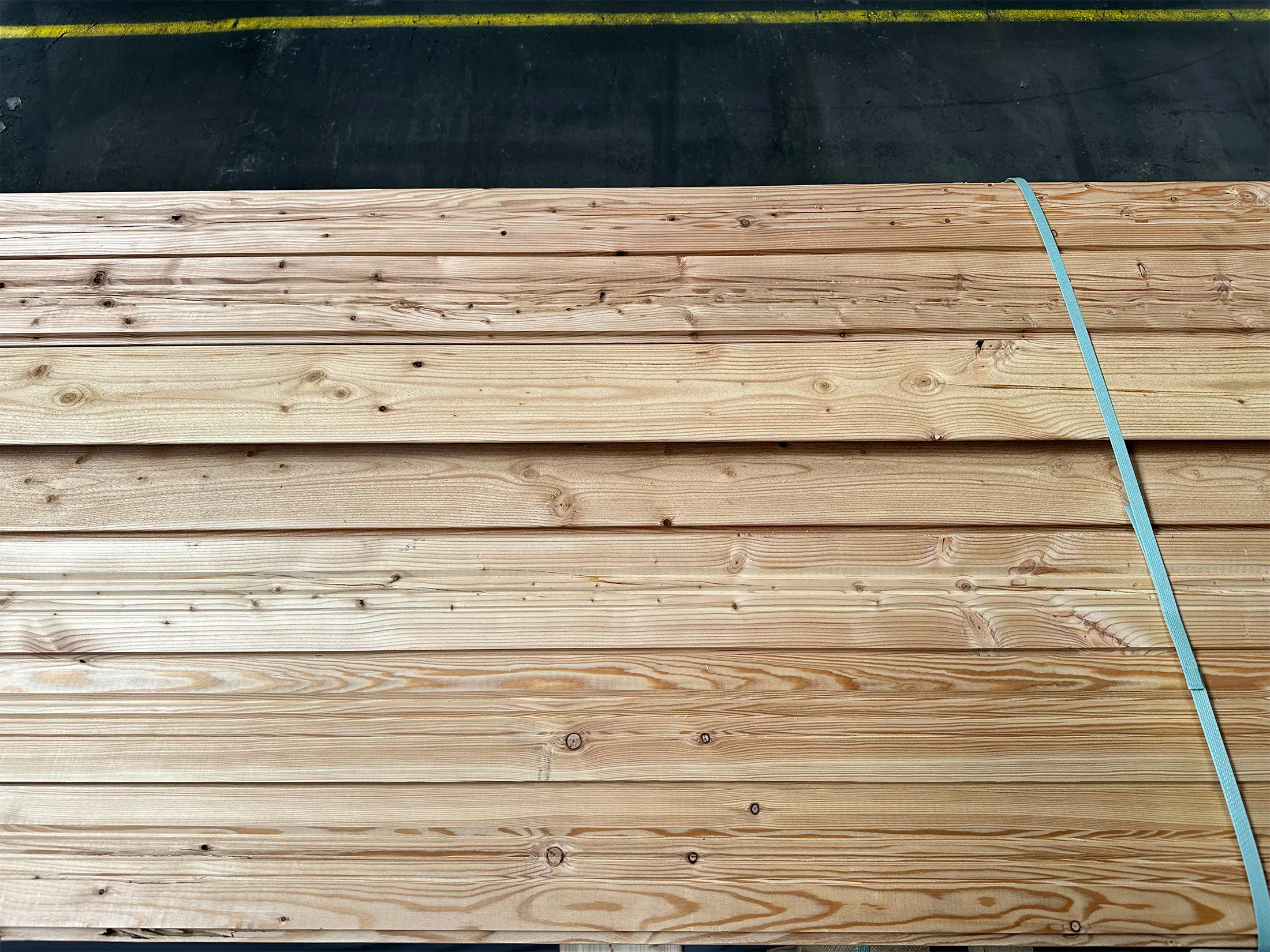 18-220584-B~~11~Kanadische_Laerche_Keilstülpschalung_26x146mm11