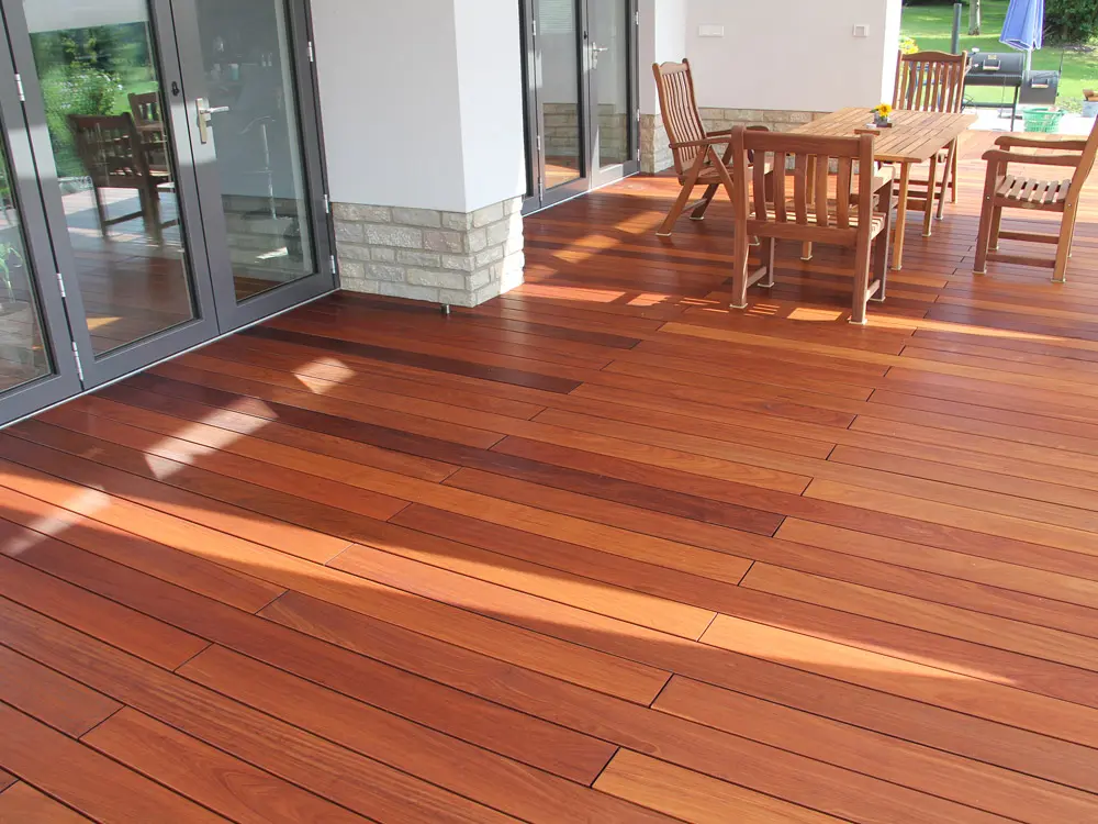 00064008~~10~00017790_ipe-terrassendielen-glatt-kanten-gefast