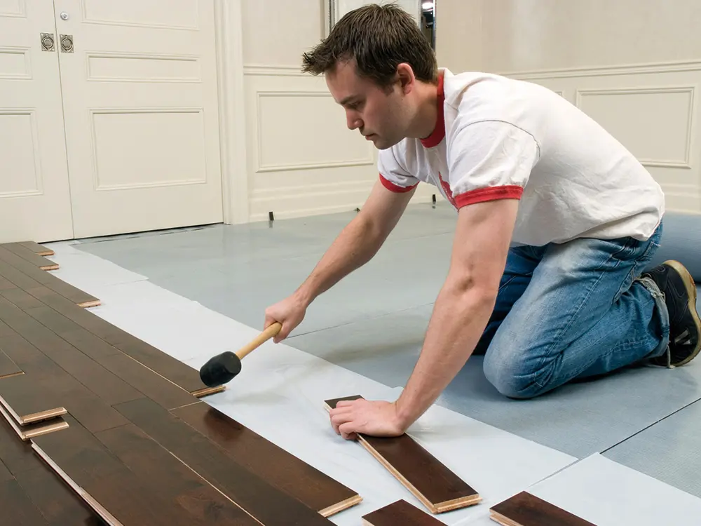 00006022~~04~elastilon-basic-3mm-selbstklebende-daemmunterlage-massivholzdielen