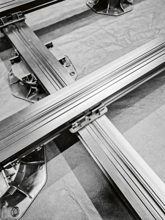 18-204506~~04~Kreuzverbinder04