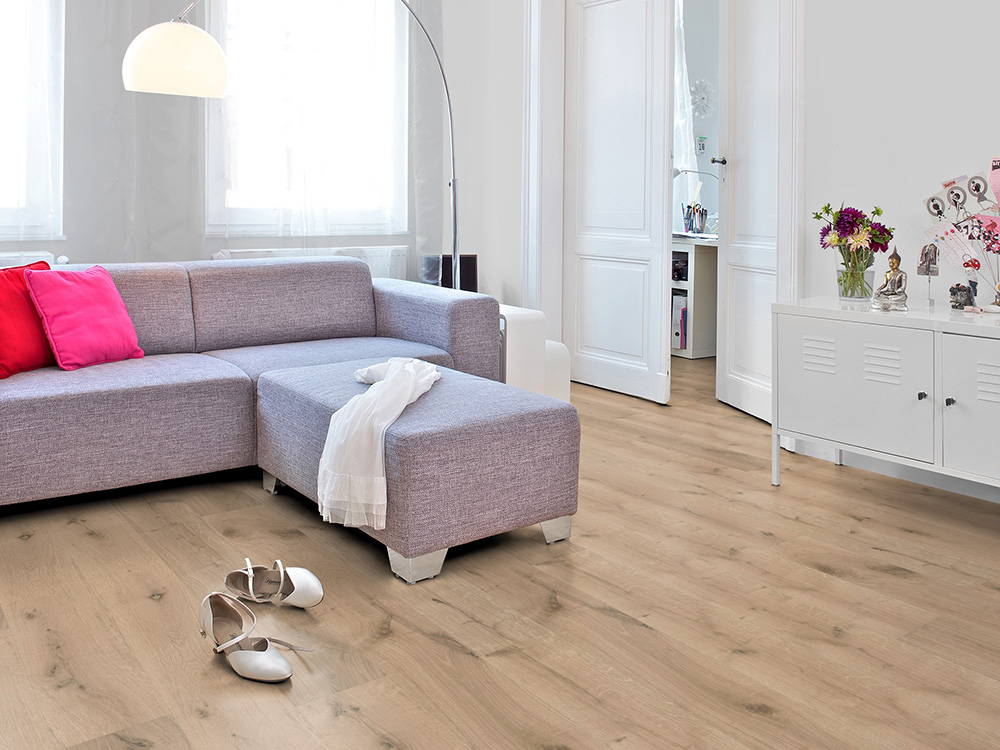 00270003~~05~Kahrs_Parkett_Eiche_Tradition_invisible_Ambiente05