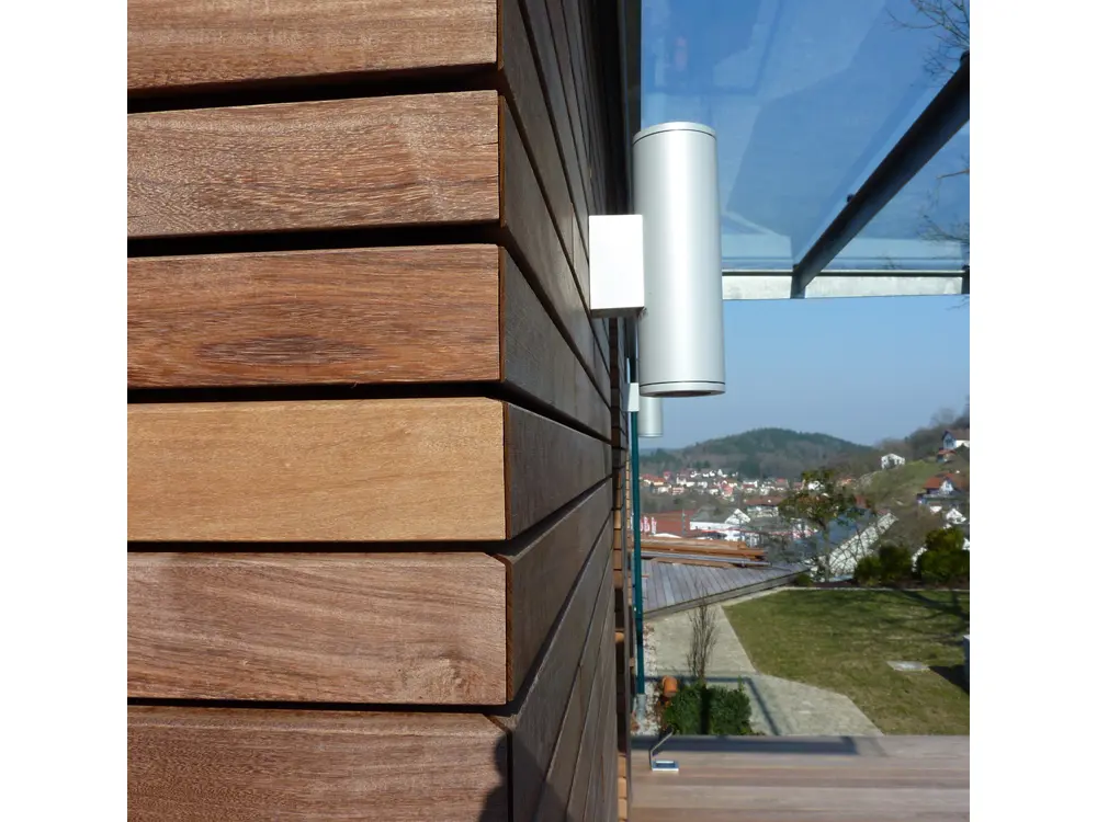 00021847~~08~Ipe_Rhombusleisten_20x65_mm_15Grad_fsc100