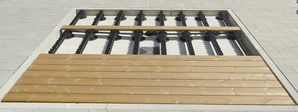 QLICK-System Terrassendielen auf Aluminium-Unterkonstruktion