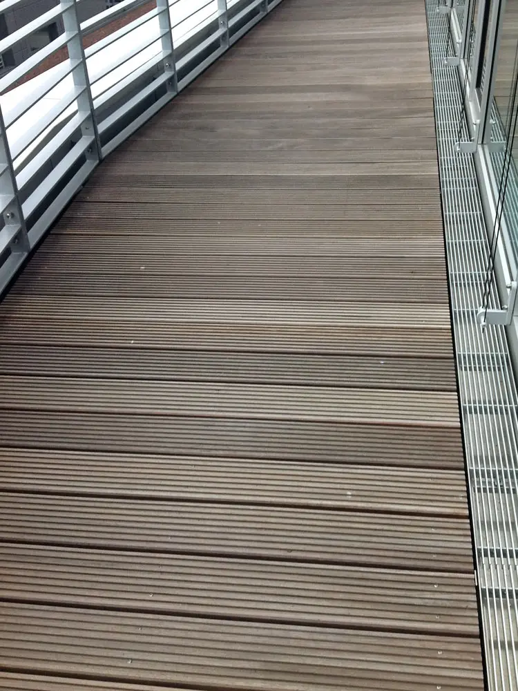 00003022~~02~Bongossi_Terrassendielen_AD_FAS_35x145_mm