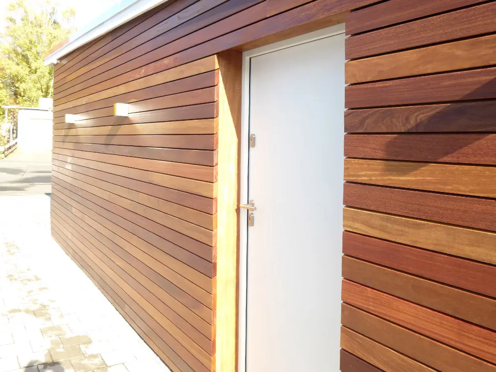 00021796~~02~Cumaru_Rhombusleiste2