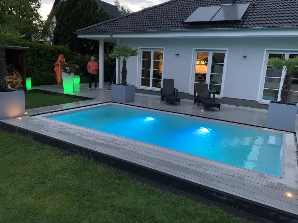 00085328~~03~Kahrs_WPC_steingrau_Ambiente03