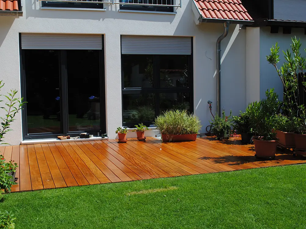 00020155~~09~Terrassendielen_Garapa